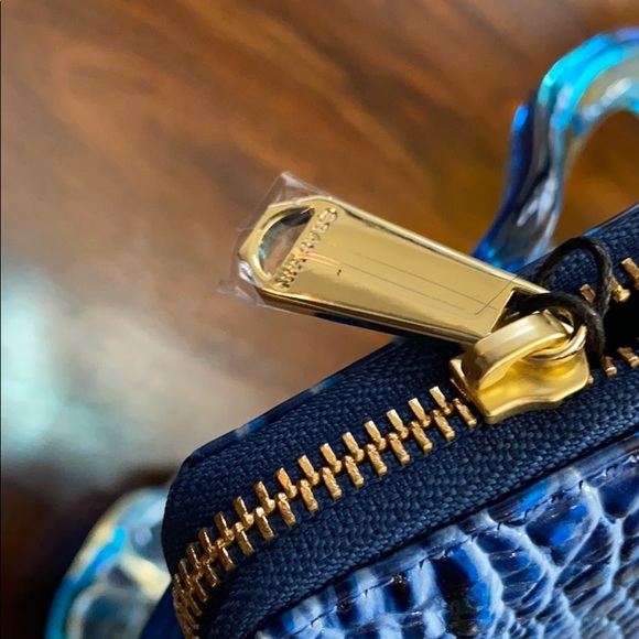 Go ahead and have a great time, with this wallet! - Picture 3 of 10